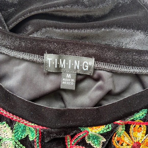 Timing Velvet Floral Embroidered Boho Festival Top Black Size M - Picture 7 of 8